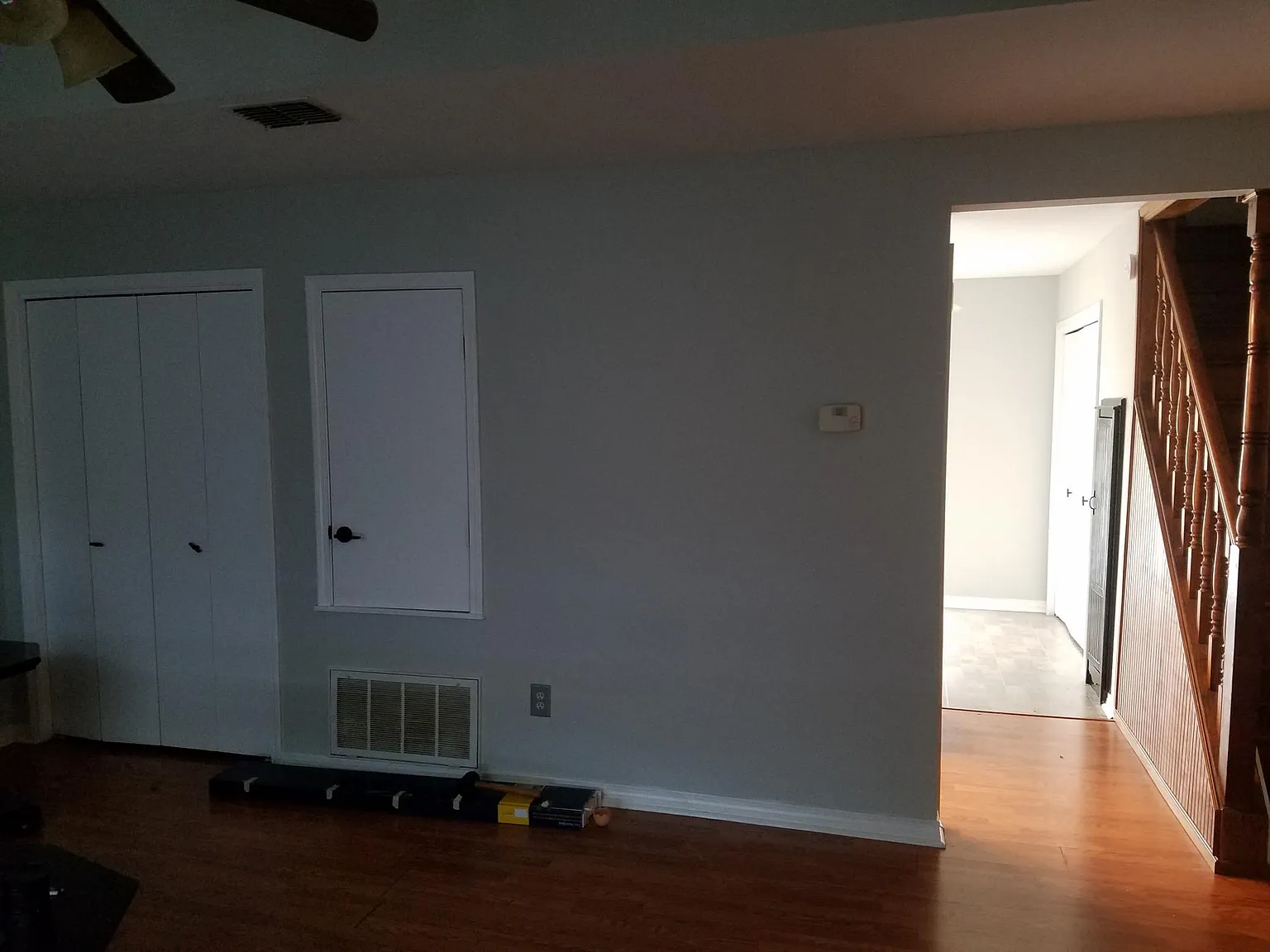 2 bed, 1.5 bath, 1139 sqft, $1,000 — Photo 2