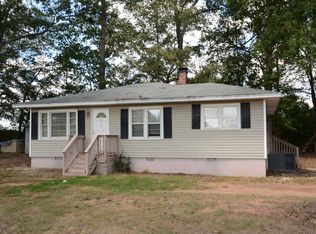 315 Lee Vaughn Rd, Simpsonville, SC 29681