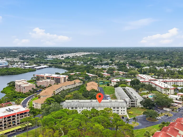 2700 Bayshore Blvd #6200 — Photo 34