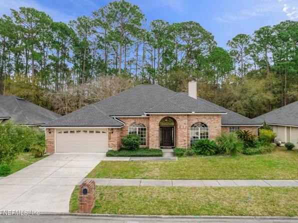 9227 JAYBIRD Circle E, Jacksonville, FL 32257