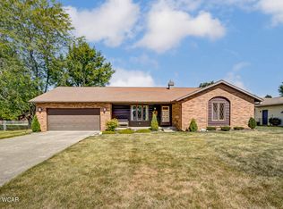 1742 Deerfield Dr, Lima, OH