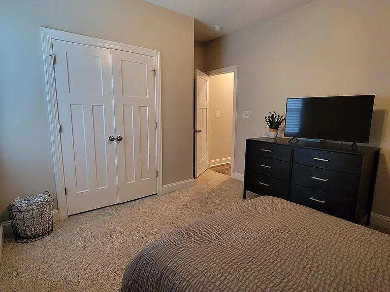 116 Cascades Ct — Photo 17