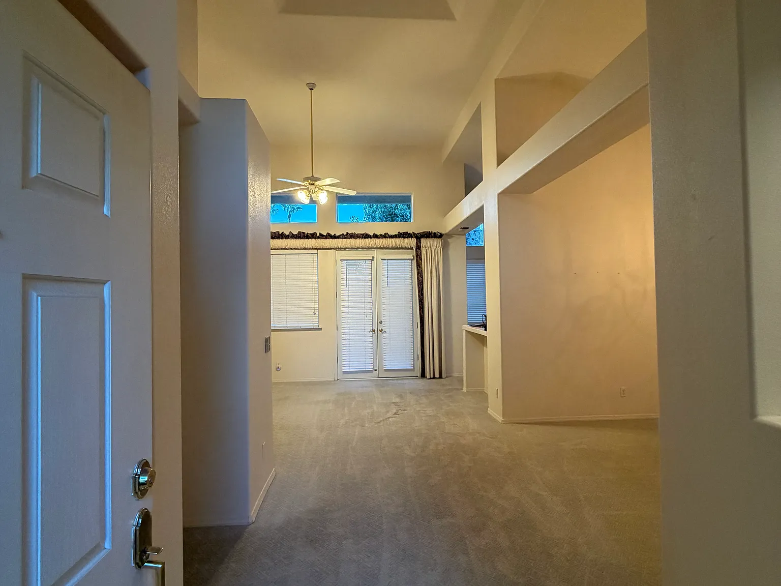 3 bed, 1445 sqft, $2,350 — Photo 4