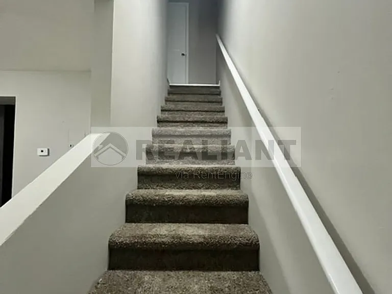 31 Hurley St #18 — Photo 10