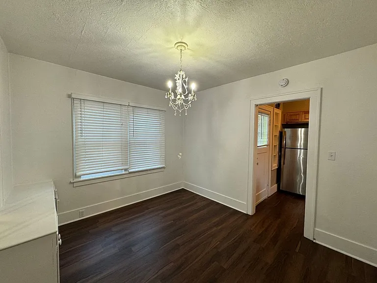 336 23rd St SE — Photo 10