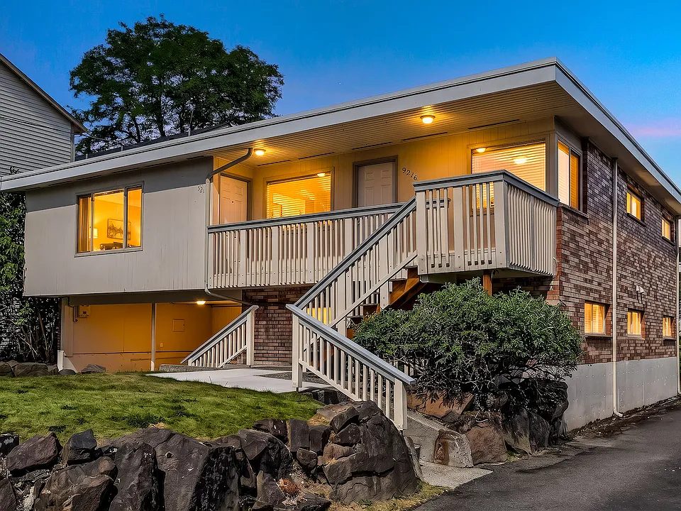 Beautifully appointed triplex in a quiet neighborhood.