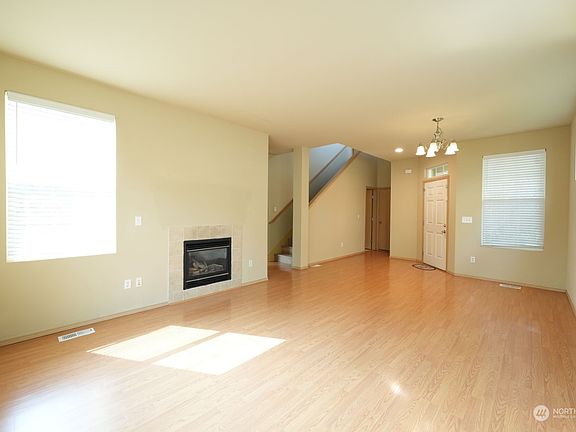 4th image of 14361 NE 189th Court