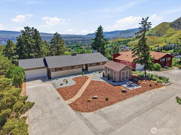 2511 Lester Road, Wenatchee, WA 98801
