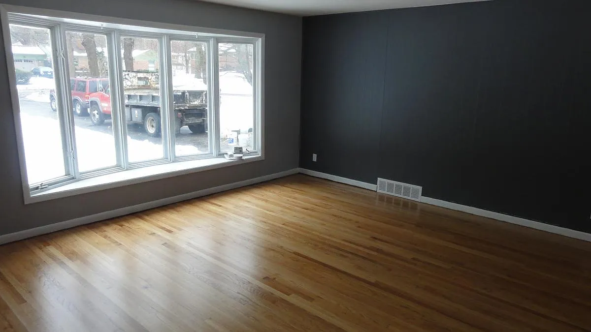 3 bed, 2300 sqft, $1,895 — Photo 3