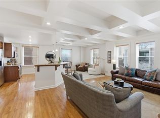 229 Ward Pkwy APT 603B, Kansas City, MO 64112
