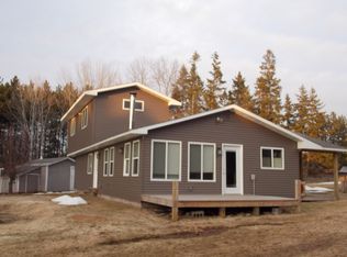 54281 Salo Rd, Hancock, MI 49930