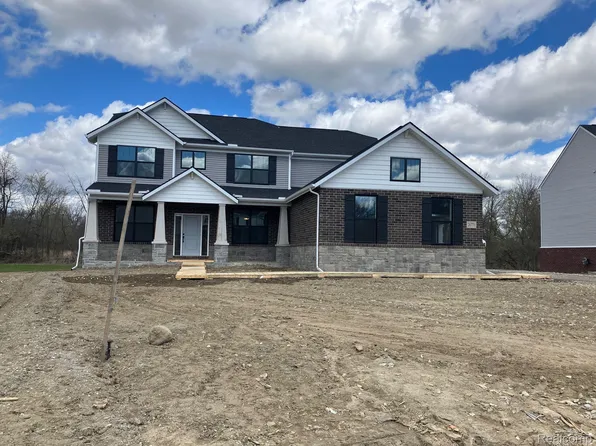 26771 Ferguson Ct, South Lyon, MI 48178