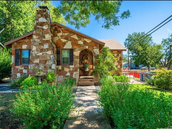 400 Elm St, Kerrville, TX 78028