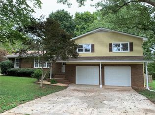 3190 Hembry Ct, Marietta, GA 30062