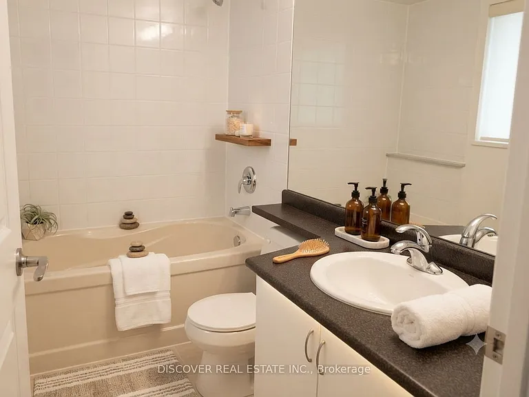 215 Fort York Blvd #2609 — Photo 17