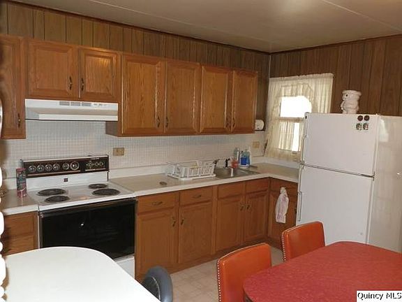 Home for Sale in Quincy, IL $69,900
