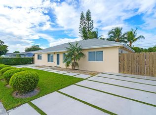 10471 SW 164th St, Miami, FL 33157