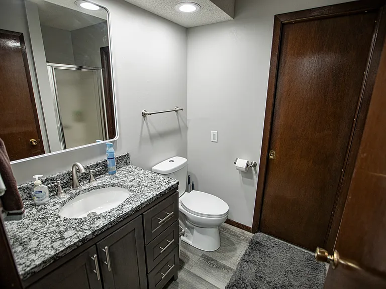 2nd Bathroom - Main Floor