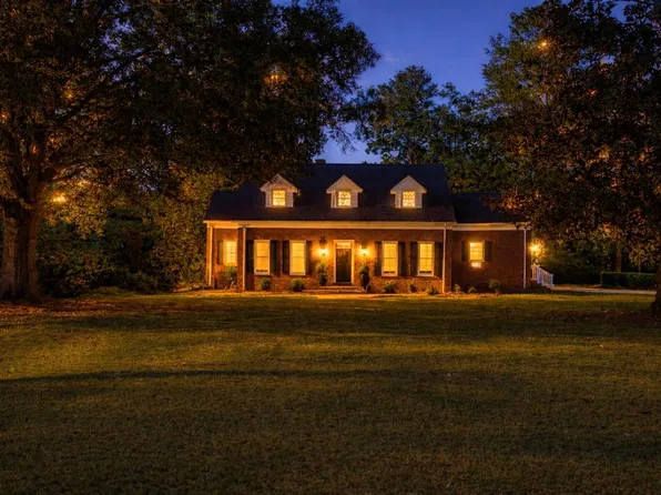 129 Amherst Dr, Greenwood, SC 29649