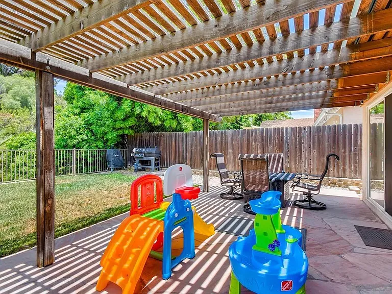 5664 Campanile Way — Photo 18