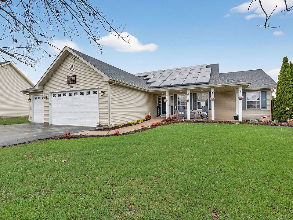 1st image of 802 Heintz Dr