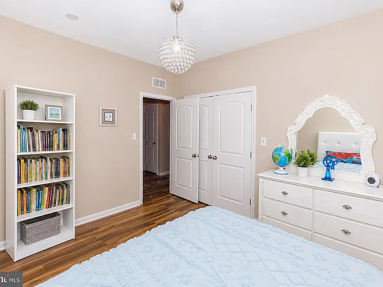 9203 Rice Ave — Photo 31
