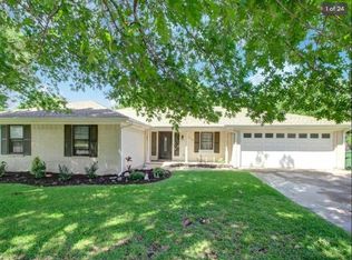 1218 Ridgewood Cir, Southlake, TX 76092
