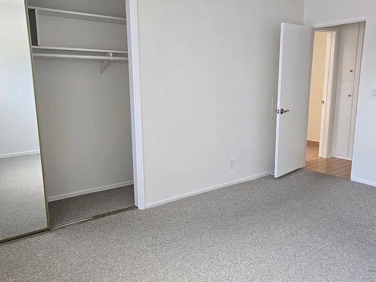 8206 Romaine St #4 — Photo 3