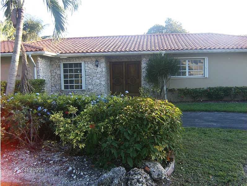 2nd image of 6400 Dolphin Dr