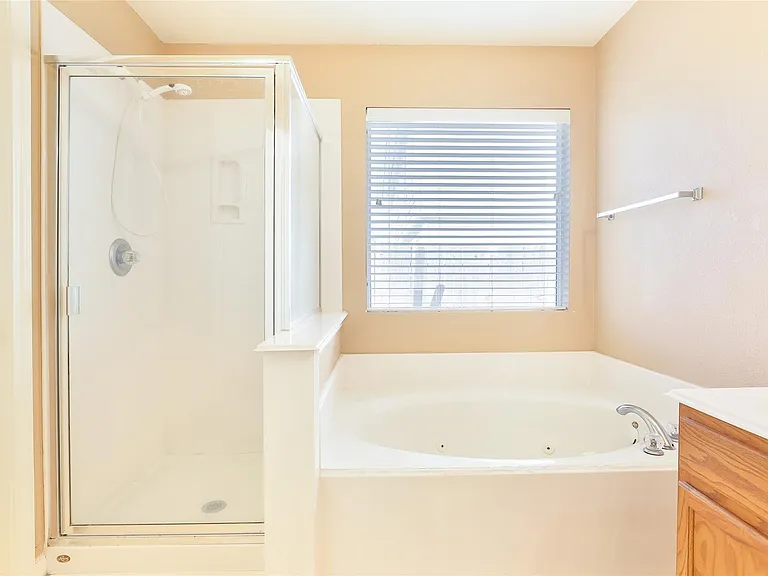 19627 Beachy Ct — Photo 20