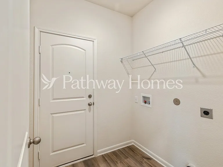 10805 Copper Hills Ln — Photo 16