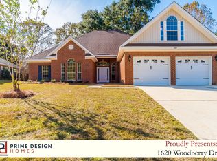 1620 Woodberry Dr, Mobile, AL 36695