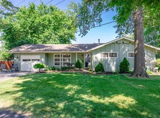 5425 Walmer St, Mission, KS 66202