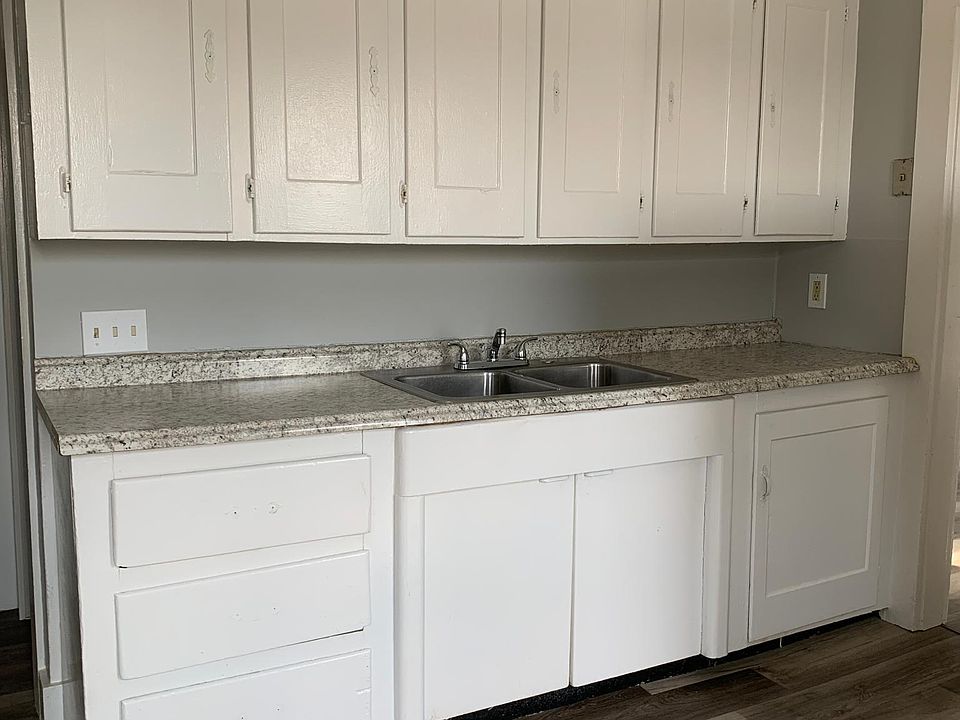 1st image of 18 E Pearl St #6