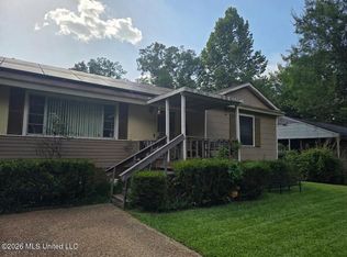 2633 Glenn St, Jackson, MS 39204