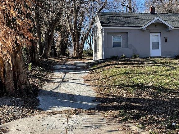 5th image of 6132 College Ave