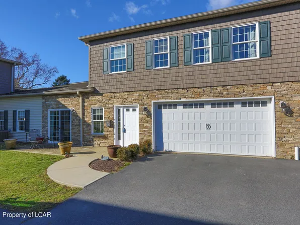 530 Sherwood Ave, Dunmore, PA 18512