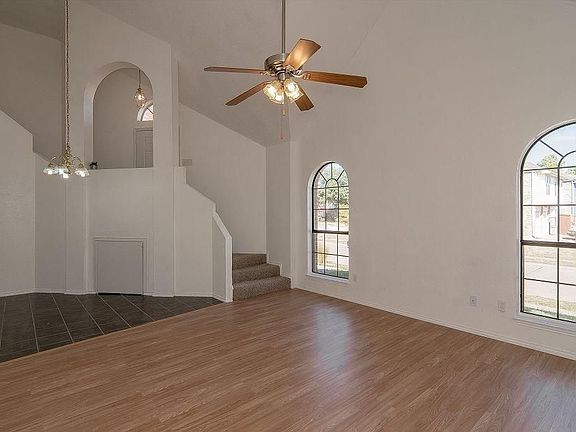 3rd image of 1768 Circle Creek Dr