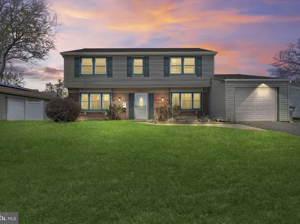 70 Harrington Cir, Willingboro, NJ 08046