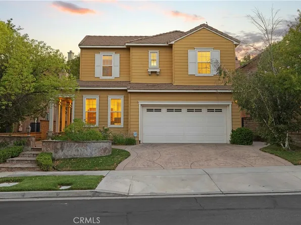 26821 Peppertree Dr, Valencia, CA 91381