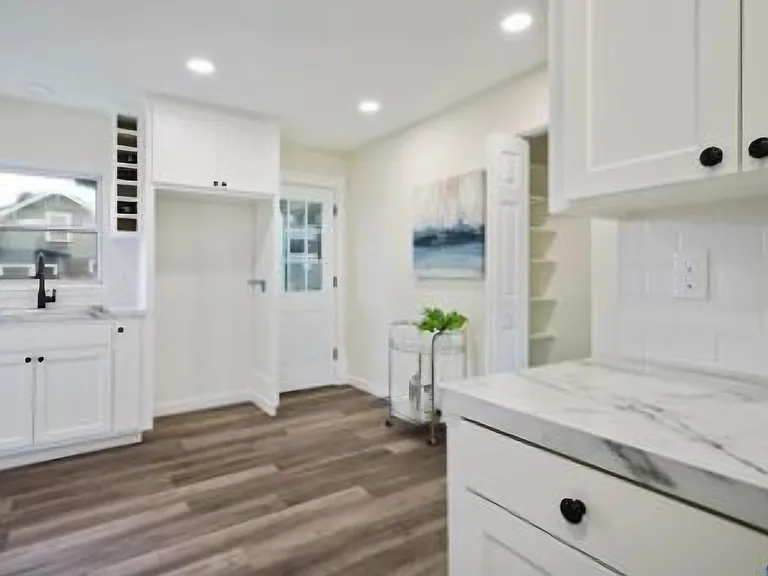 510 S 7th St — Photo 15