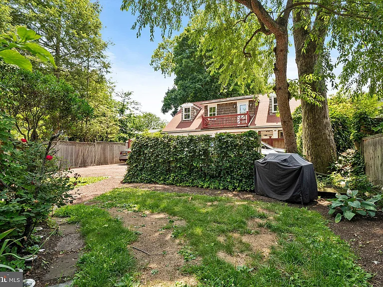 43 Spruce St #3 — Photo 23