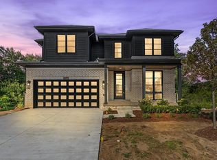 54707 Camden Ct, Utica, MI
