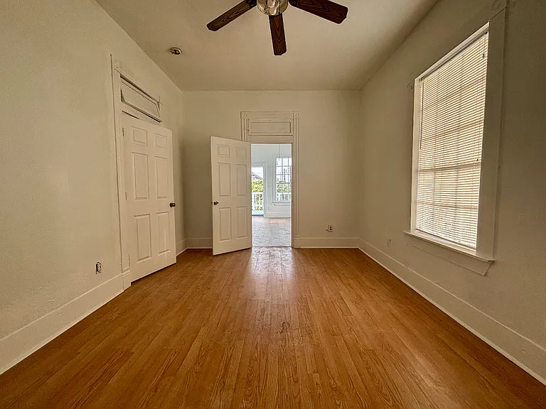 3410 Sealy St — Photo 18