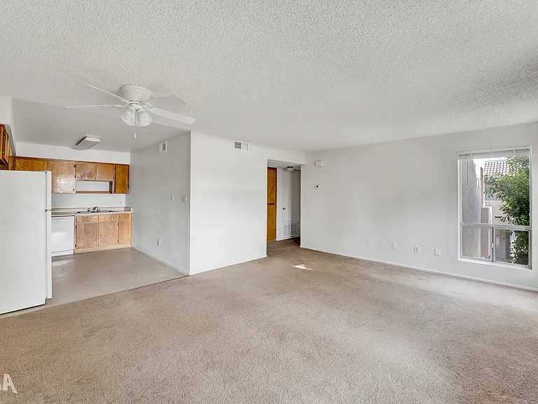 Verde Point Apartments — Photo 15