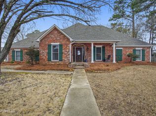 315 Woodlands Dr, Brandon, MS 39047
