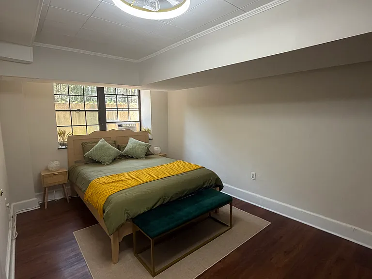 1305 N Broom St — Photo 8