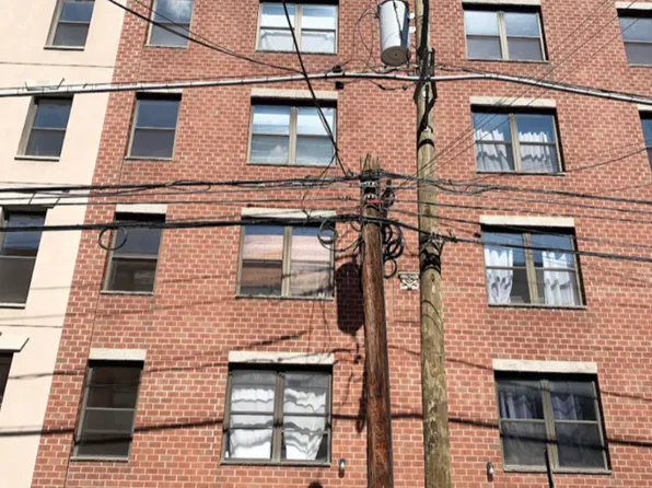 358 2nd St APT 5A, Hoboken, NJ 07030