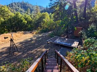 299 Easy St, Redding, CA 96003