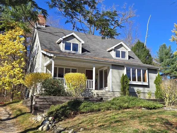 223 Depot Rd, Boxboro, MA 01719